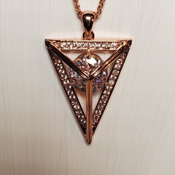 Scene Stealer - Picture 2 of 2